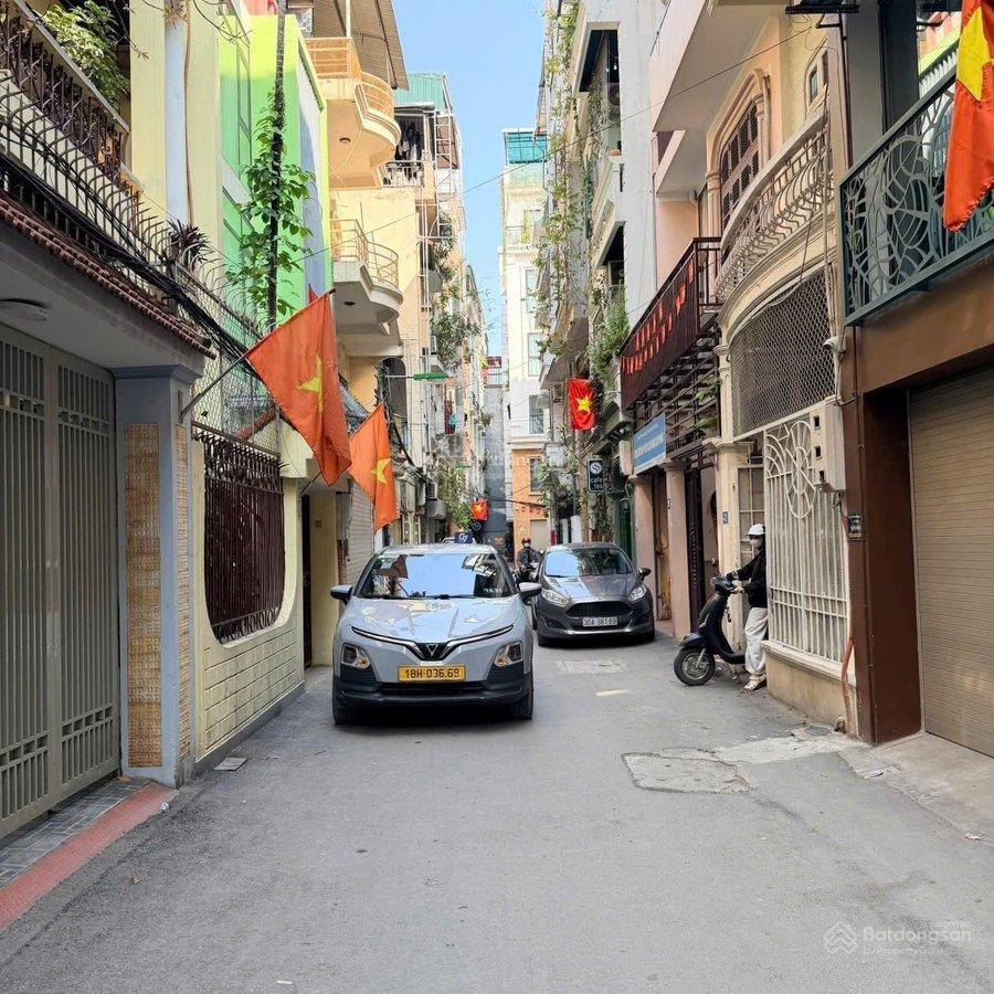 Giá tốt khu vực đống đa! 48m, nhỉnh 16 tỷ, kinh doanh đỉnh, nhà đẹp ở ngay.