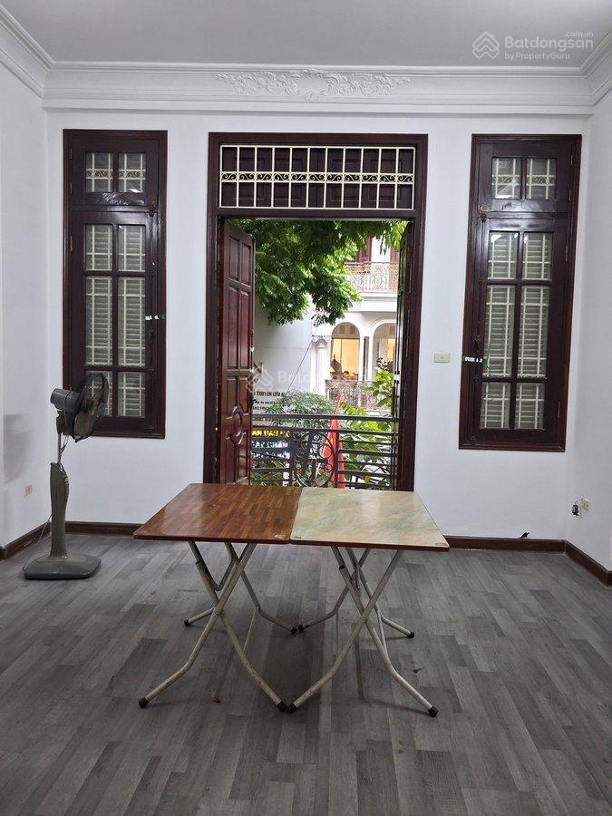 Mặt phố võ văn dũng, 52m2 x 9 tầng thang máy, kinh doanh đỉnh, view hồ hoàng cầu