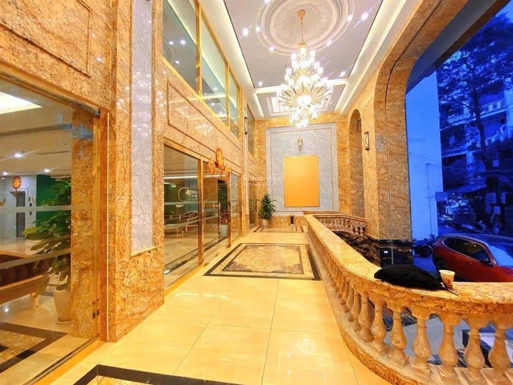 Toà khách sạn dòng tiền đỉnh  khu vực nhiều người nước ngoài  phố nguyễn thị định