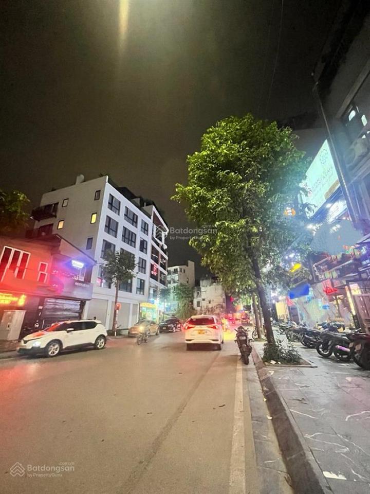 Mặt phố tô ngọc vân  view hồ tây  kinh doanh đỉnh cao  vỉa hè 3m