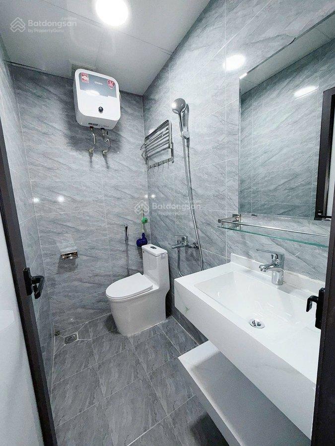 Chính chủ bán gấp nhà phố xã đàn dt33m x 4 tầng 3 ngủ 4 wc giá hơn hợp lý