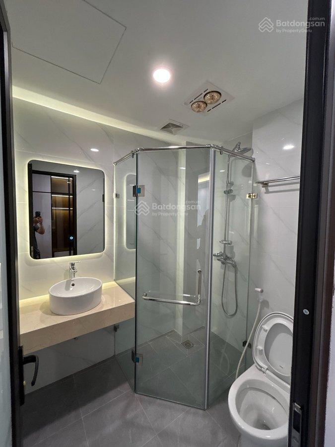 Chính chủ bán nhà phố đội nhân dt65m x 6 tầng thang máy nhà mới giá hơn 16 tỷ xíu