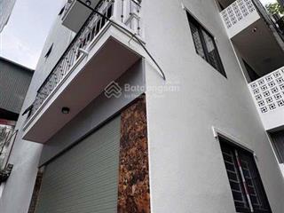 Chính chủ bán nhà phố ngay văn cao dt 45m x 5 tầng thang máy ô tô đỗ cửa nhà mới coong