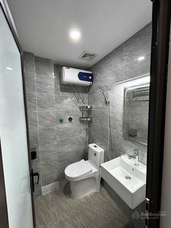 Chính chủ bán căn hộ dịch vụ phố khâm thiên dt50m x 7 tầng thang máy đã full phòng giá 14.8 tỷ