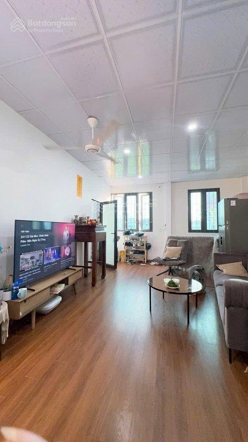 Chính chủ tôi bán nhà phố lò đúc dt85m x 4 tầng giá hơn 13 tỷ xíu