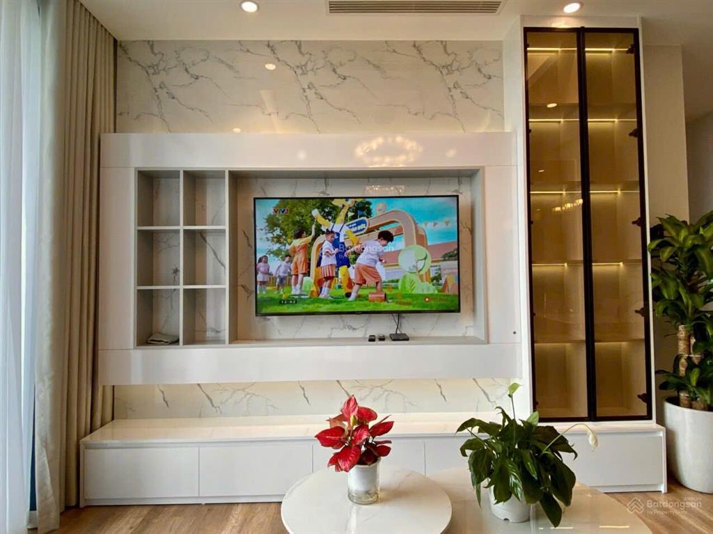 Nhà đẹp cho thuê căn hộ cao cấp 3 phòng ngủ, tại ecopark, hưng yên