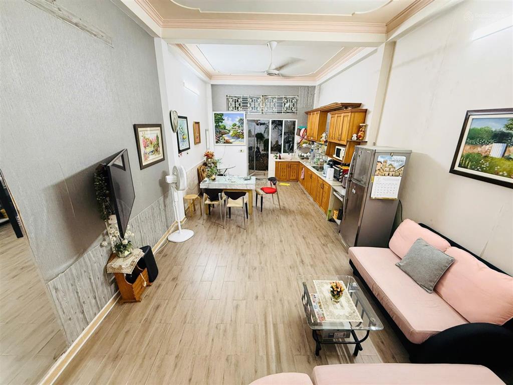 16,5 tỷ  ngay mặt tiền nguyễn thượng hiền  4,05x24m / 94m2  4 tầng  thu nhập 29 triệu/tháng