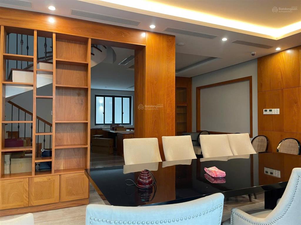 Biệt thự mới xây mặt tiền ngay trần não, an khánh q2 dt 9x15 kc 4 tầng hđt 80tr/tháng bán 29 tỷ