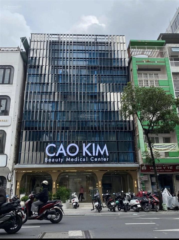 Cần tiền bán gấp toà nhà nguyễn thị minh khai, quận 3 dt 15x10m kc 1h7 tầng hđt 210tr/th giá 51 tỷ