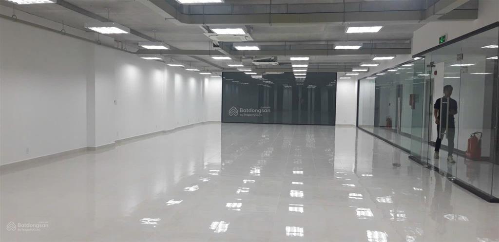 Tòa nhà mặt tiền nguyễn gia trí bình thạnh dt 13x20m xd hầm 8 tầng hđt 500tr/th, giá 65 tỷ