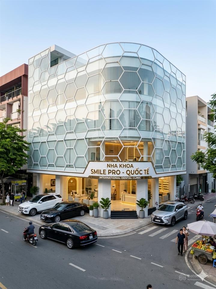 Hoa hậu! góc 2mt ngay lương định của an khánh quận 2 dt 10x20m h 5 tầng hđt 200tr/th giá 50 tỷ