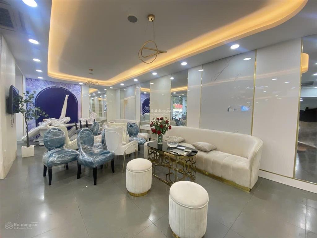 Bán tòa nhà mặt tiền ngay phạm ngọc thạch q3 7x25m xd hầm 7 tầng cho thuê 250tr/th bán 52 tỷ