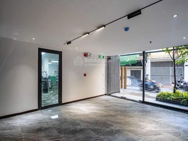 Bán tòa nhà ngay đường phổ quang phú nhuận dt 12x15m h5 tầng hđt 150tr/th giá 38 tỷ
