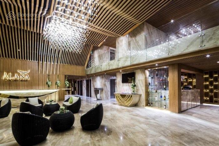 Siêu tòa nhà khách sạn 4 sao mt sương nguyệt ánh dt 25x45m kc 2h 12 tầng dt 5 tỷ/tháng bán 568 tỷ