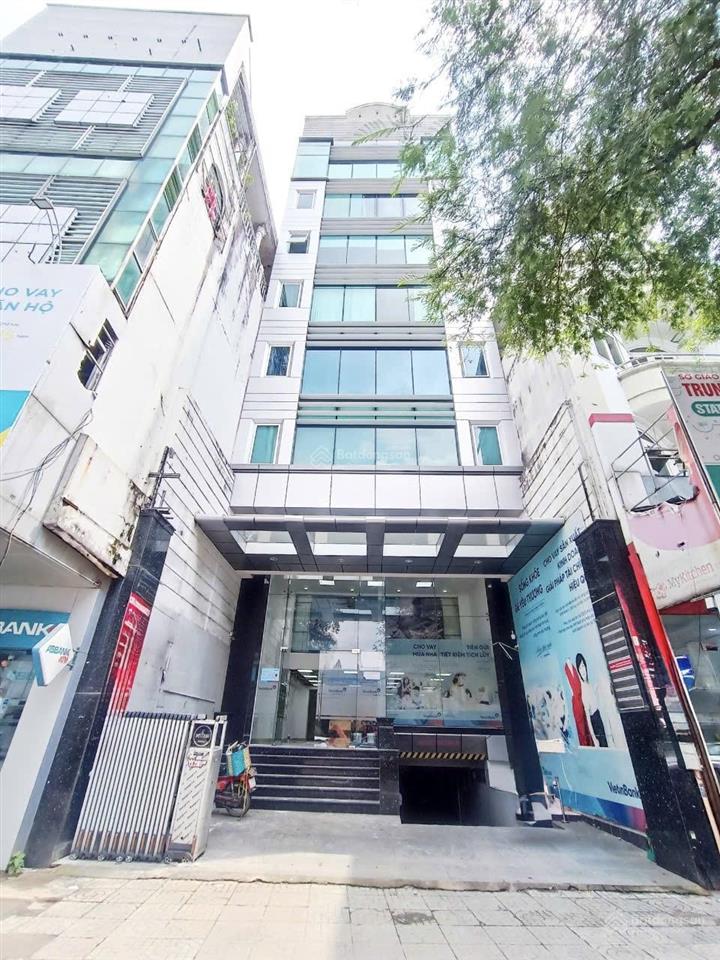 Giá đầu tư! 36 tỷ toà nhà xd 7 tầng dt 8x30m cho thuê 250tr/tháng mặt tiền ngay cách mạng tháng 8