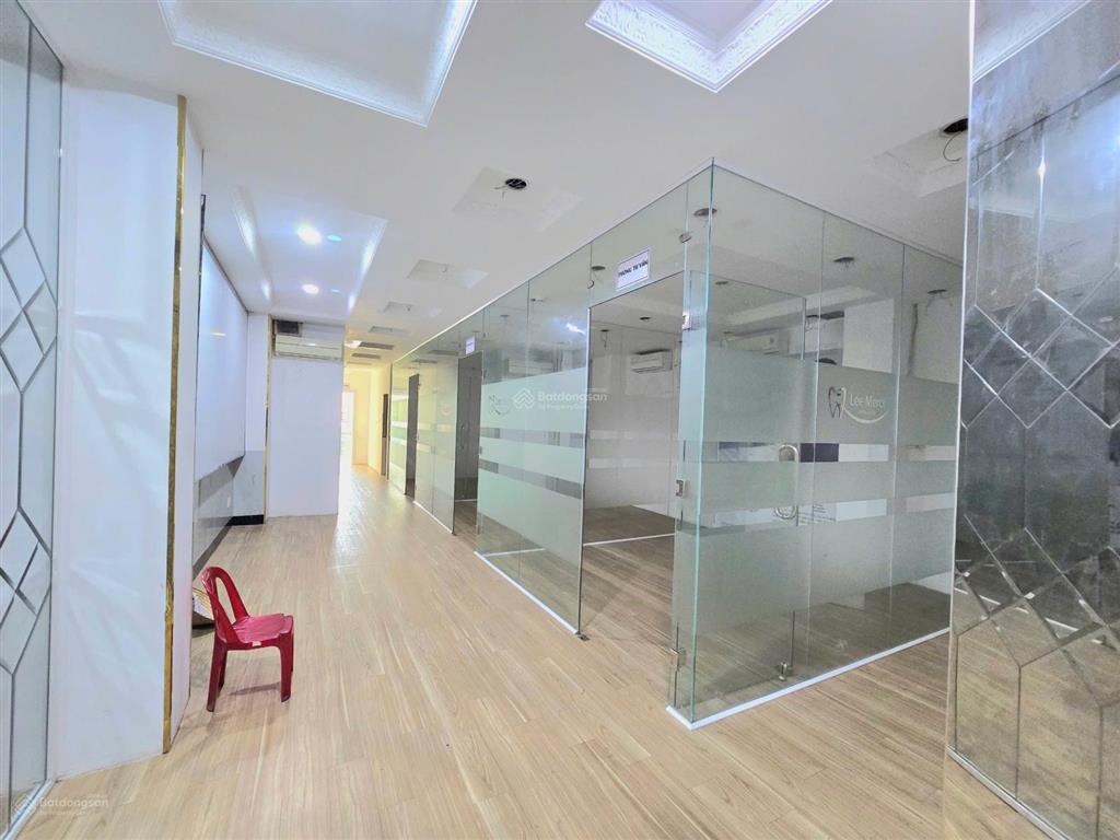 Bán kín! tòa nhà lê văn sỹ, p13, q3, dt 13x25m, xây hầm 8 tầng cho thuê 300tr/th, giá 75 tỷ
