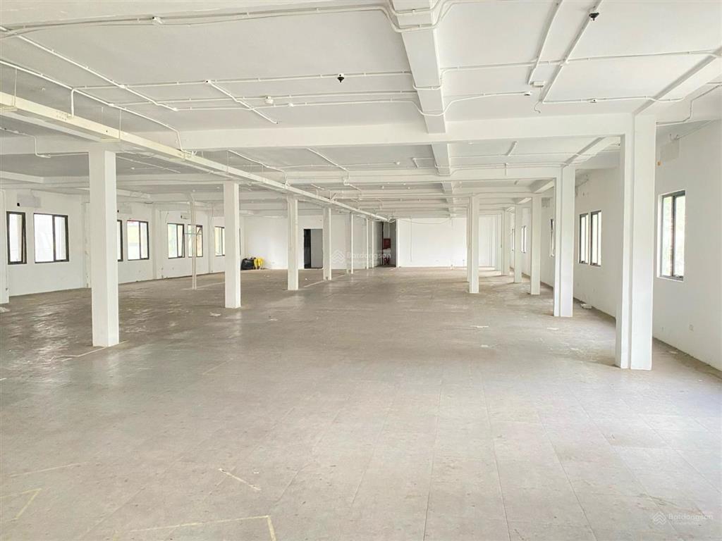 Bán building mặt tiền đường 3/2 q10 dt 20x35m xd 2 hầm 12 tầng cho thuê 1 tỷ 5 / bán 235 tỷ
