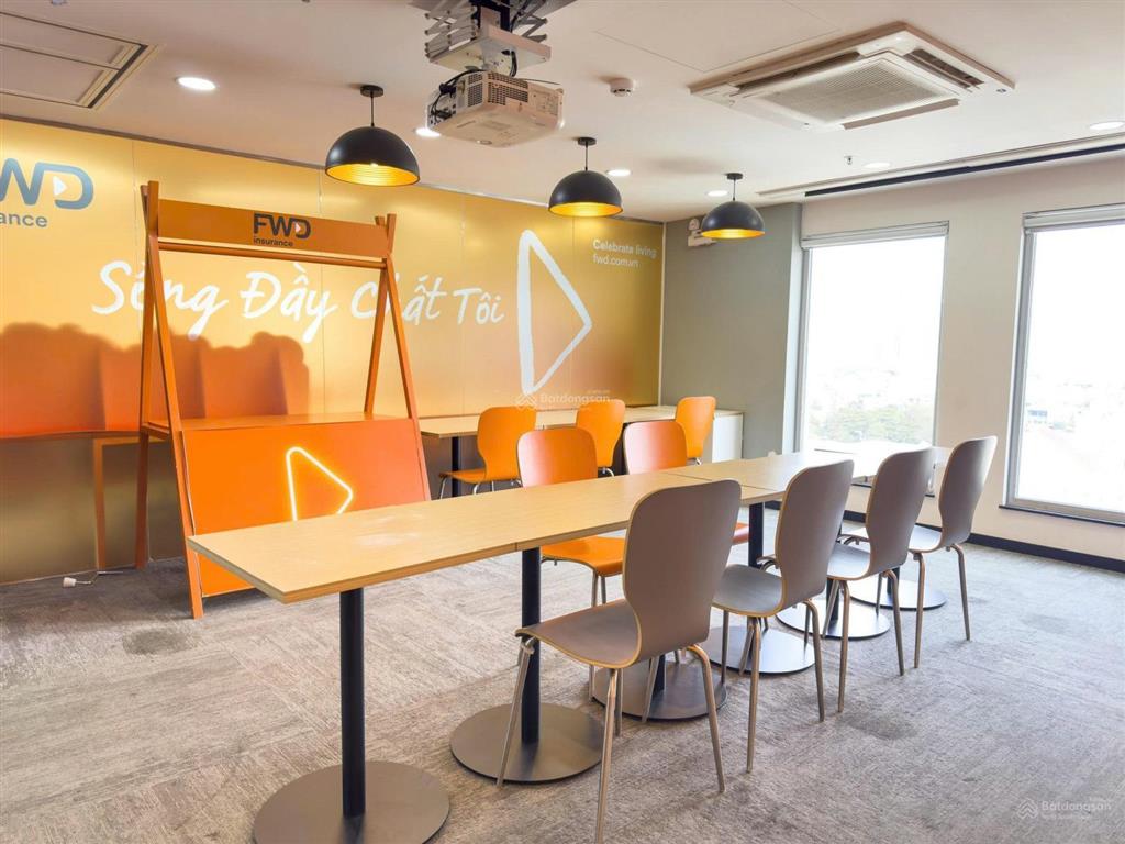 Bán góc 2 mặt tiền võ thị sáu, quận 1  dt 12 x 18m  5 tầng  cho thuê 250tr/th  46 tỷ