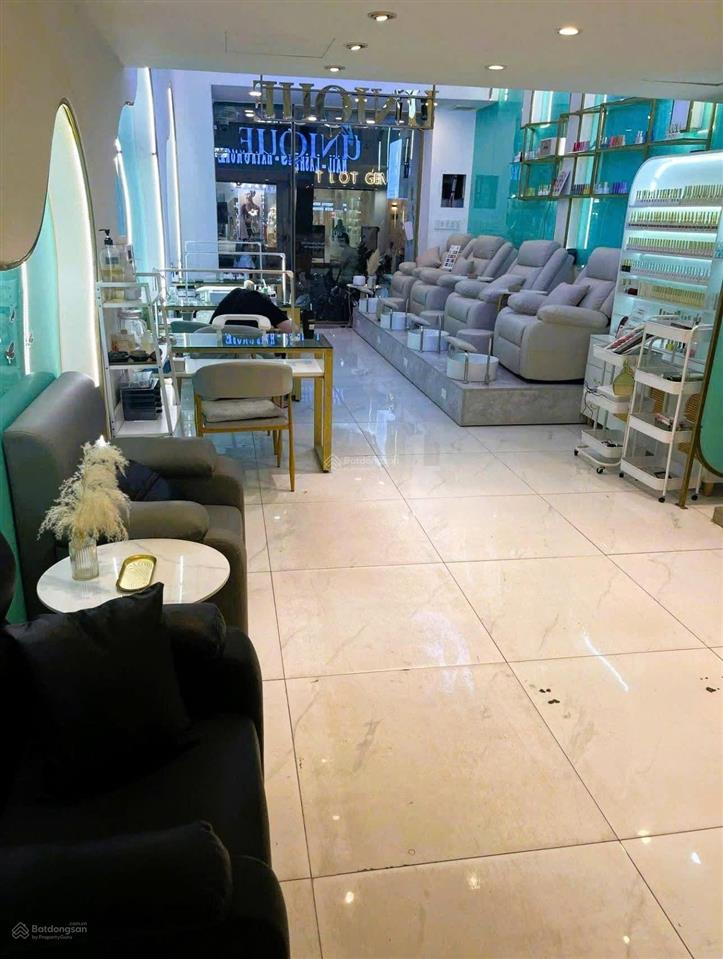Ngộp bank! bán giá siêu rẻ mặt tiền nguyễn thị minh khai. dt 4,5x25m cn 100m2 kc 4 tầng
