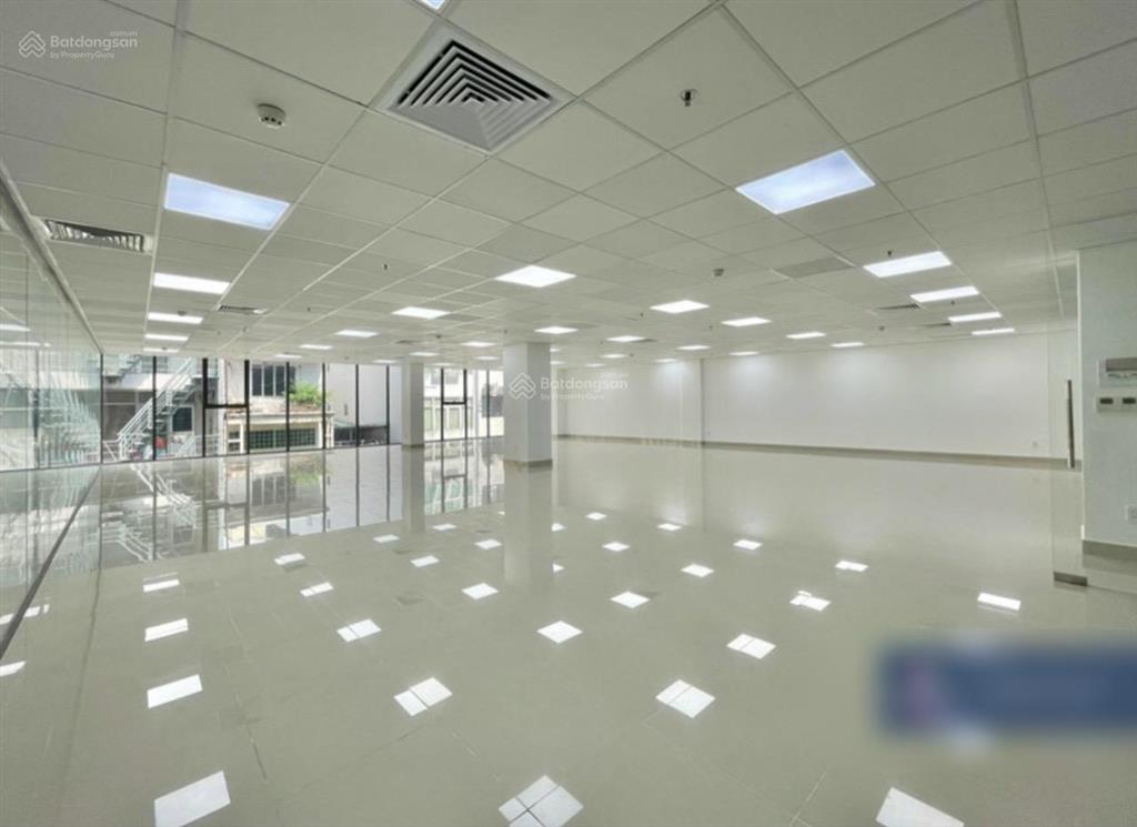 Toà nhà bề thế ngang 12x25m mt trần quang khải quận 1 xd hầm 9 tầng cho thuê 550tr/th giá 82tỷ