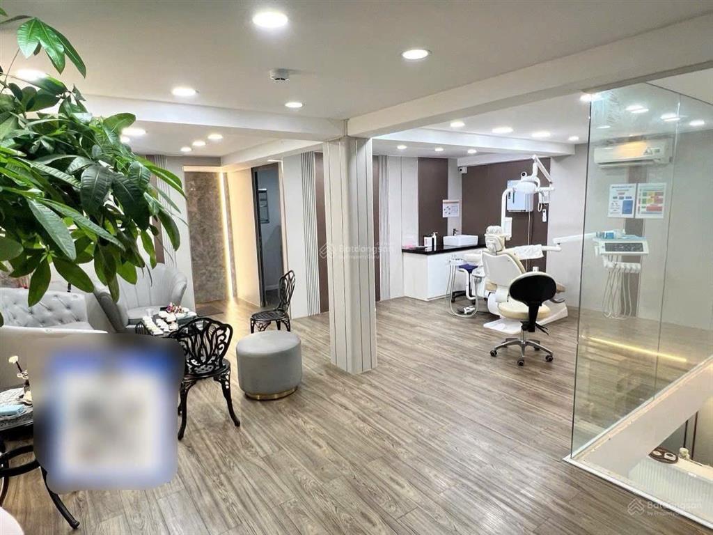 Chỉ 31 tỷ sở hữu tòa nhà 7 tầng mặt tiền trần quang khải quận 1 dt 4x25m cho thuê 165 triệu/tháng