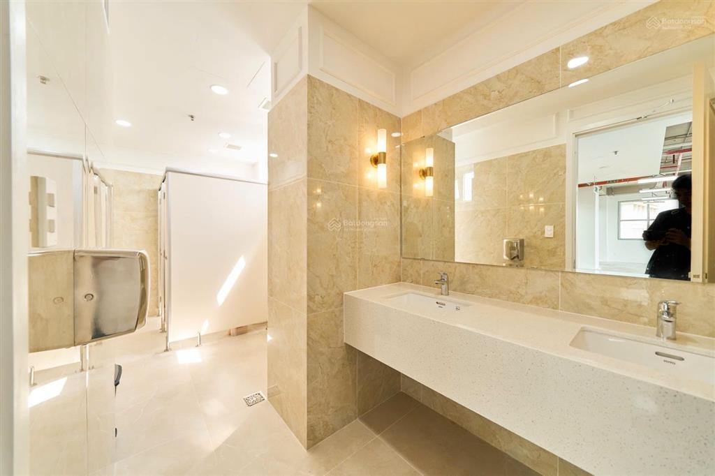 Rẻ vô địch 38 tỷ! toà nhà mặt tiền đặng văn bi tp thủ đức dt 12x20m kc 6 tầng cho thuê 250tr/tháng