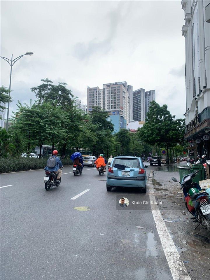 Bán nhà mặt phố nguyễn hoàng, 1 mặt phố , 1 mặt ngõ ô tô, vỉa hè rộng, kinh doanh đỉnh cao