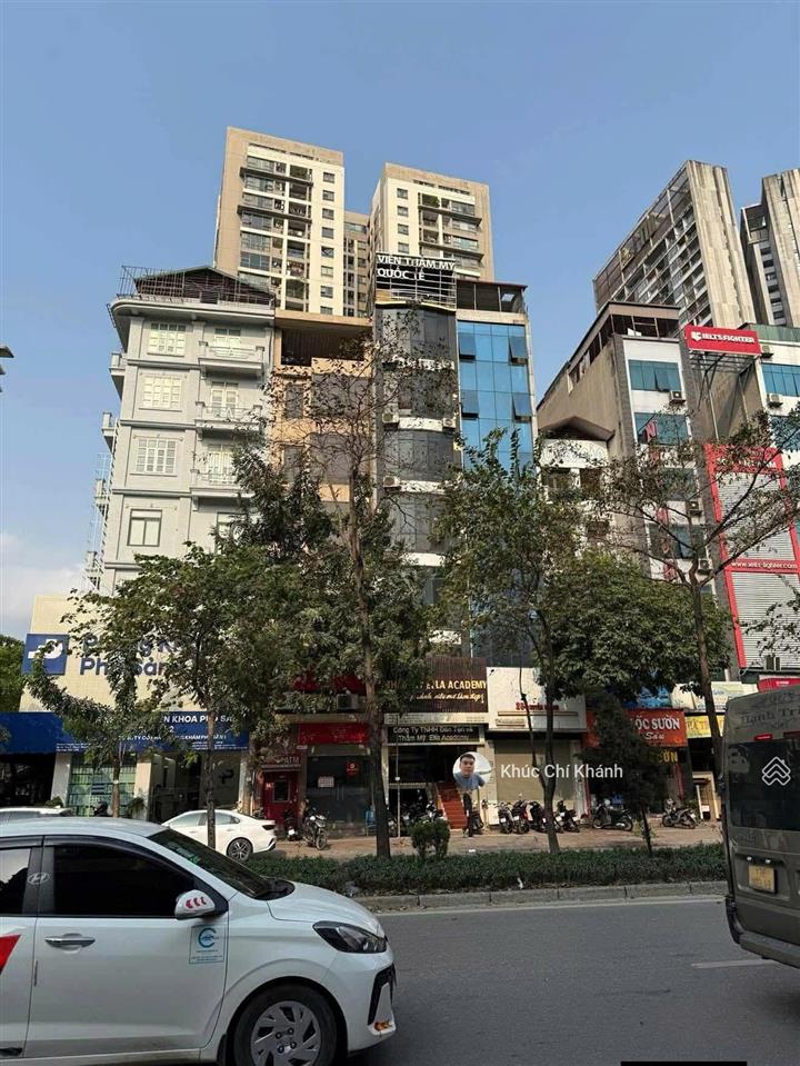 Bán nhà mặt phố nguyễn hoàng, 1 mặt phố , 1 mặt ngõ ô tô, vỉa hè rộng, kinh doanh đỉnh cao