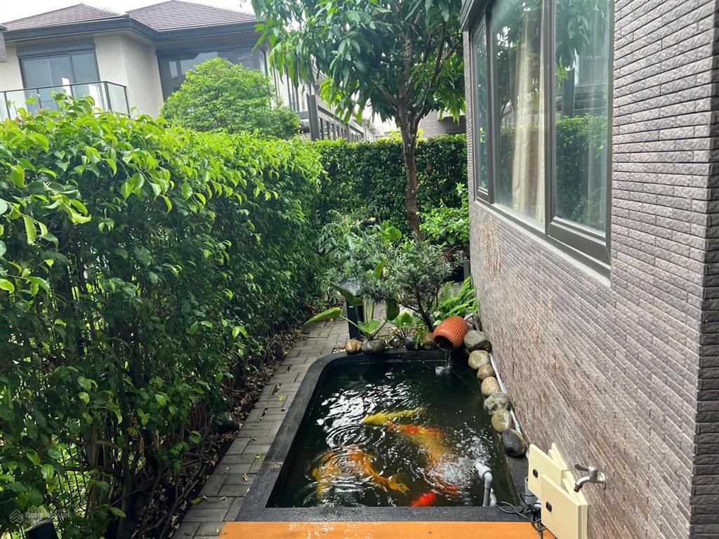 Biệt thự song lập 10x15 đã hoàn thiện nội thất  vào ở ngay  thuộc đại đô thị waterpoint 355ha