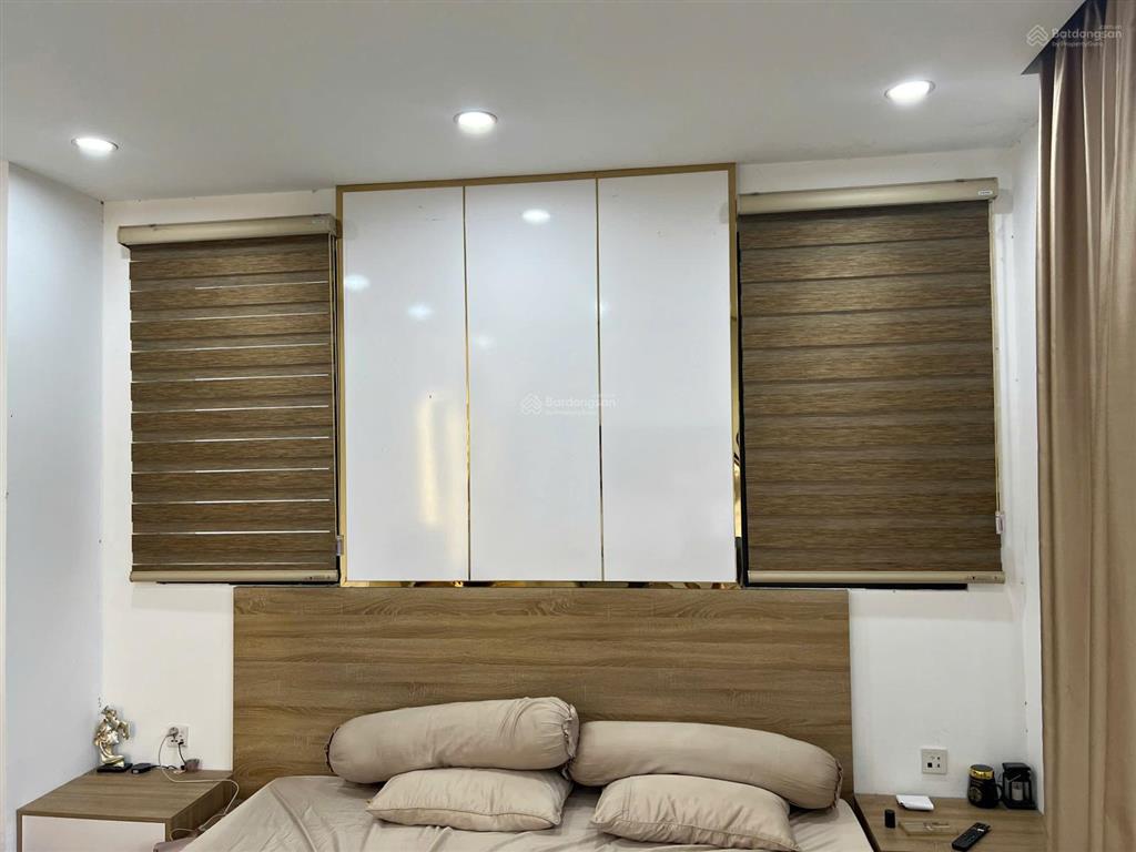 Biệt thự song lập 10x15 đã hoàn thiện nội thất  vào ở ngay  thuộc đại đô thị waterpoint 355ha