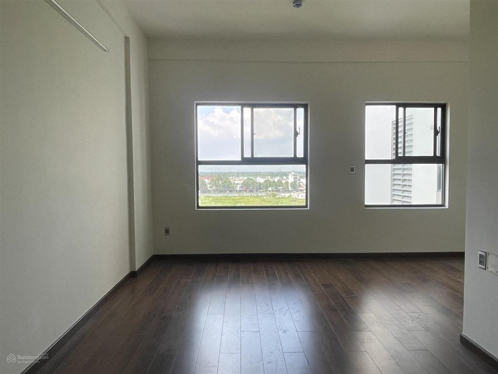 Cần bán gấp căn 51m2  đã có sổ hồng block b1 mới bàn giao  đã có sổ hồng công chứng liền