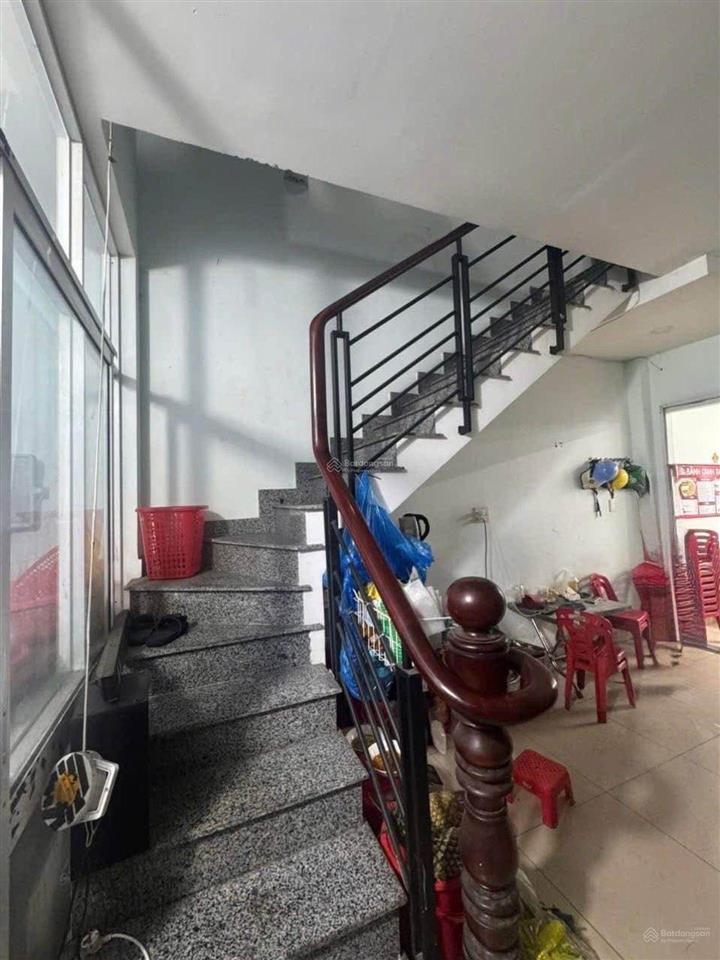 Cần bánsiêu phẩm,mặt tiền kinh doanh,tân phú