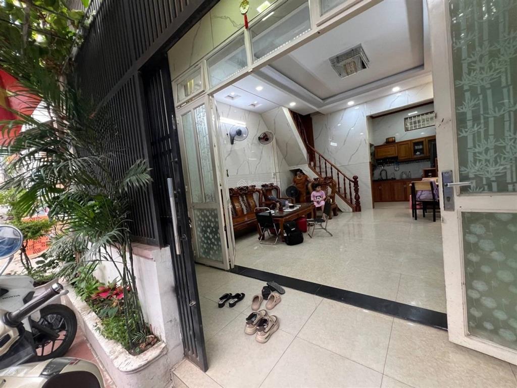 Nhà mới đẹp,cần bán nhanh ,tân thới hiệp