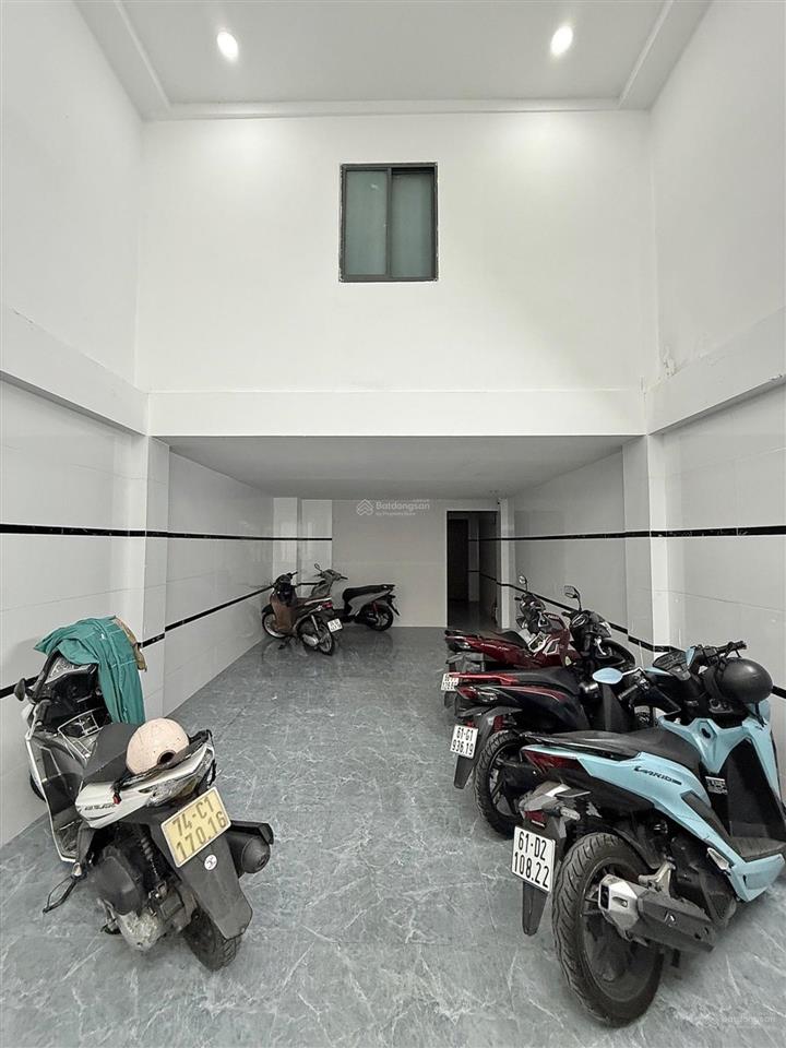 Bán chdv 9 phòng có thang máy  p.3 gò vấp  90m2  doanh thu gần 650 triệu/năm  chỉ 12.5 tỷ