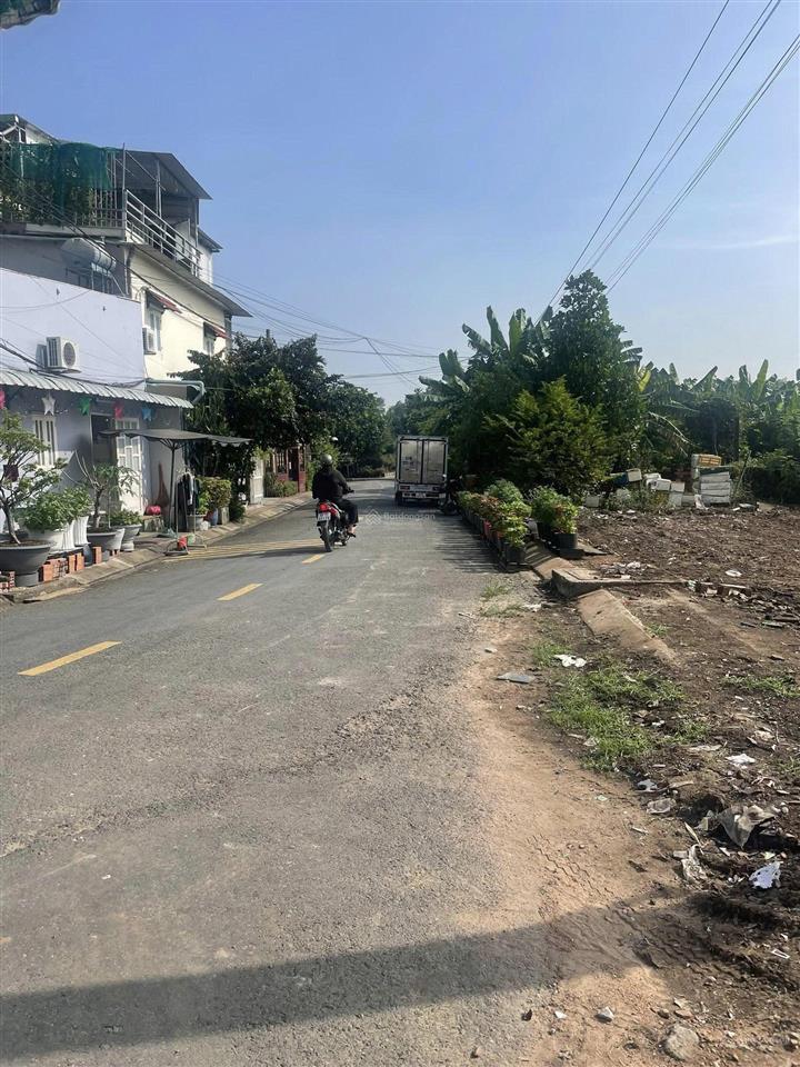 Lô đất đẹp hiếm  đường nhựa 6m thông lê văn khương 5x22m full thổ cư