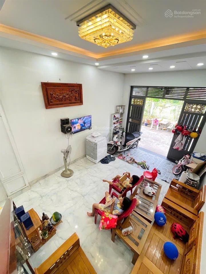 Nhà đẹp hẻm xe hơi 6m nhựa  tân chánh hiệp 18  chỉ 4.35 tỷ