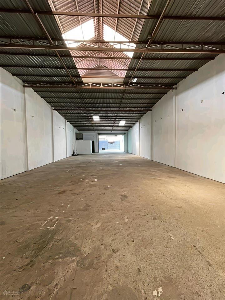 Cho thuê xưởng bà điểm 500m2 gần chợ xuân thới thượng