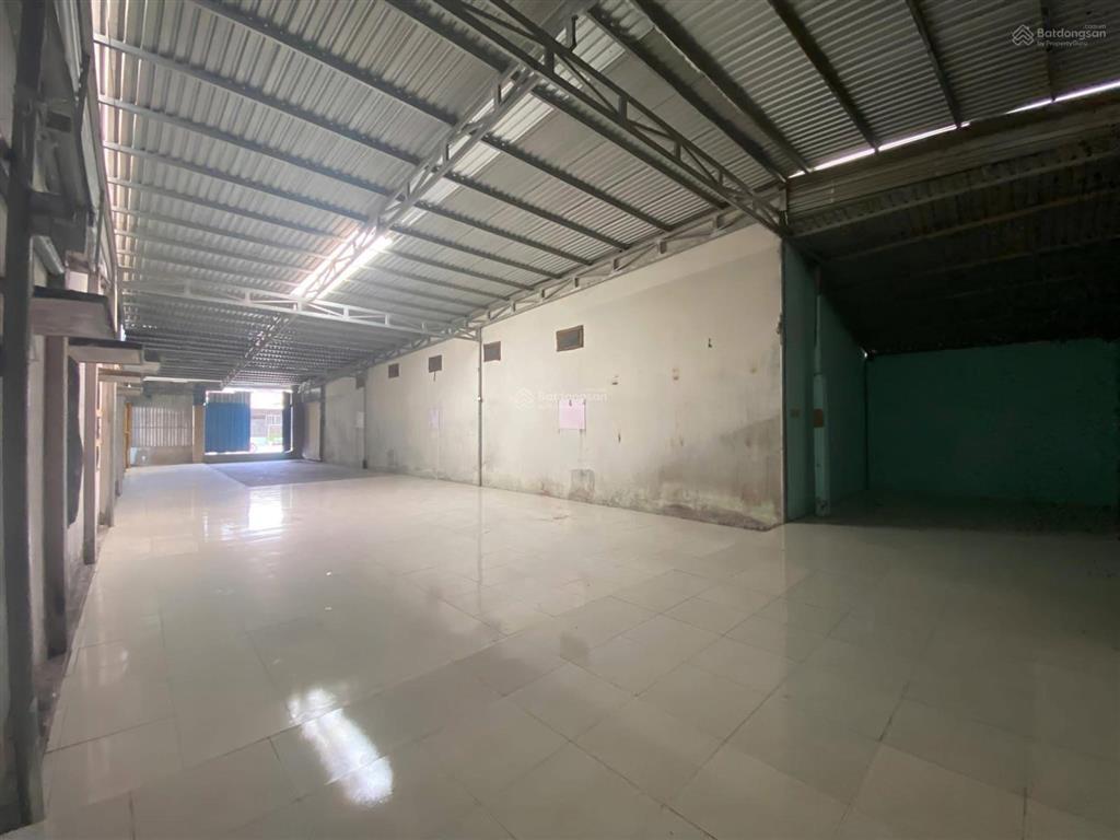 Cho thuê xưởng 200m2 xuân thới sơn đường xe conter