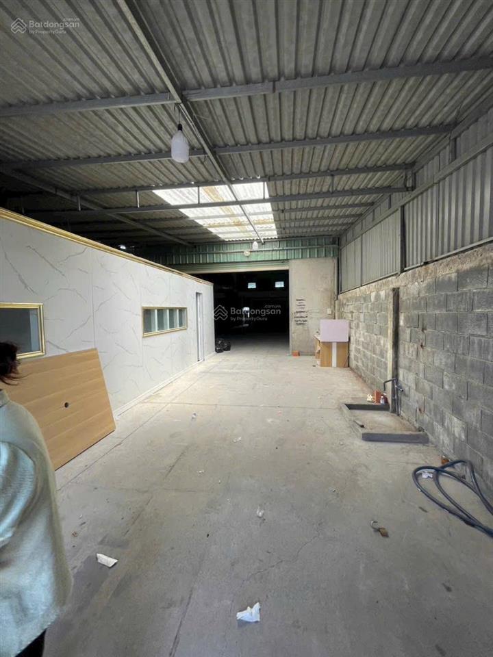 Cho thuê xưởng thới tam thôn 18 triệu 350m2