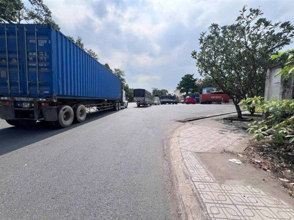Xưởng mặt tiền trần đại nghĩa container 24/24  2000m2 giá nhỉnh 100 triệu