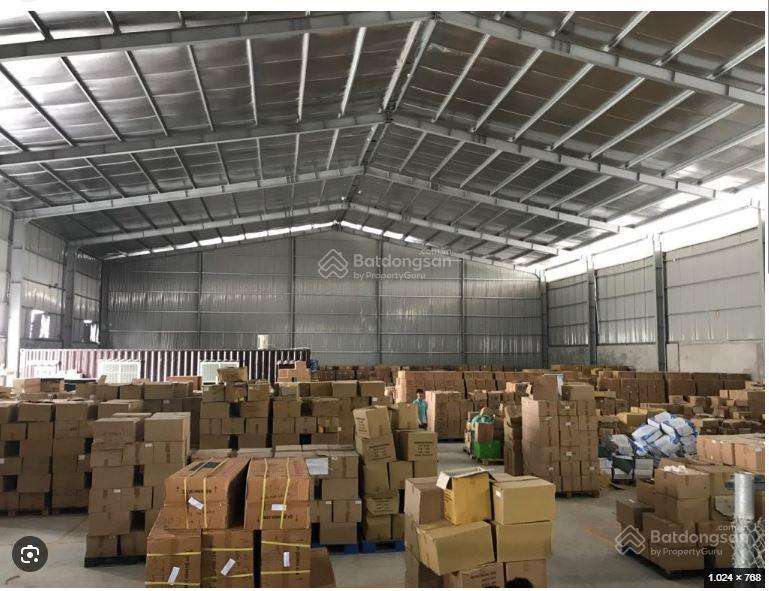 Xưởng xuân thới thượng, 700m2  19 triệu
