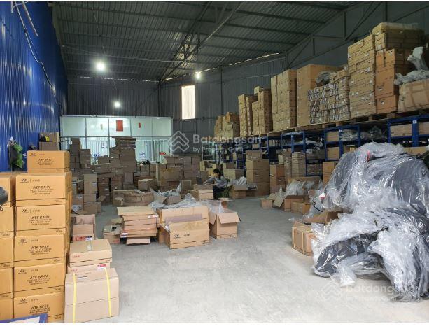 Kho xưởng mặt tiền trần văn mười hóc môn 200m2 giá 13 triệu