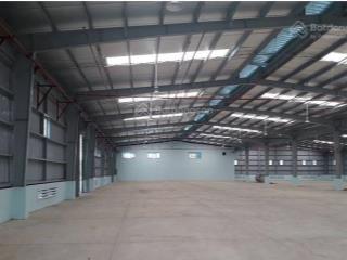Xưởng dương công khi 1300m2 giá 40 triệu  container 24/24