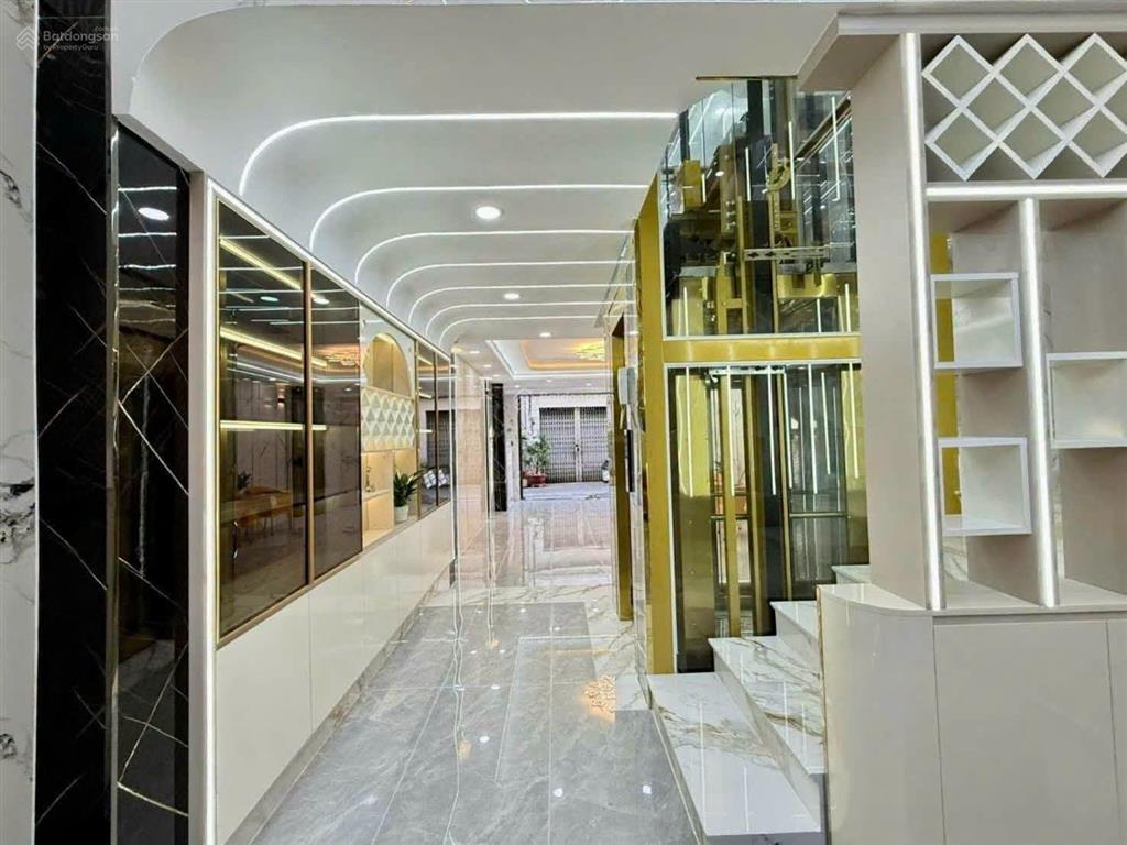Nhỉnh 6 tỷ  cạnh giáo xứ tân đông  5x18m lửng 2 lầu