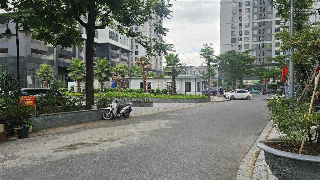 Tôi bán gấp nhà biệt thự liền kề 115m, 5 tầng, giá 35 tỷ, khu rose town 79 ngọc hồi, hoàng mai, hn