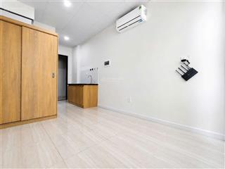 Cho thuê studio máy lạnh 4.3tr bao phí quản lý, sát làng đh, 6 phút ra metro