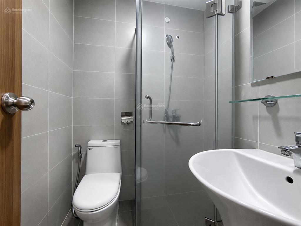 Cho thuê căn hộ mới bàn giao bcons avenue 2pn2wc mặt tiền xa lộ hà nội, chỉ 1,5tr/người