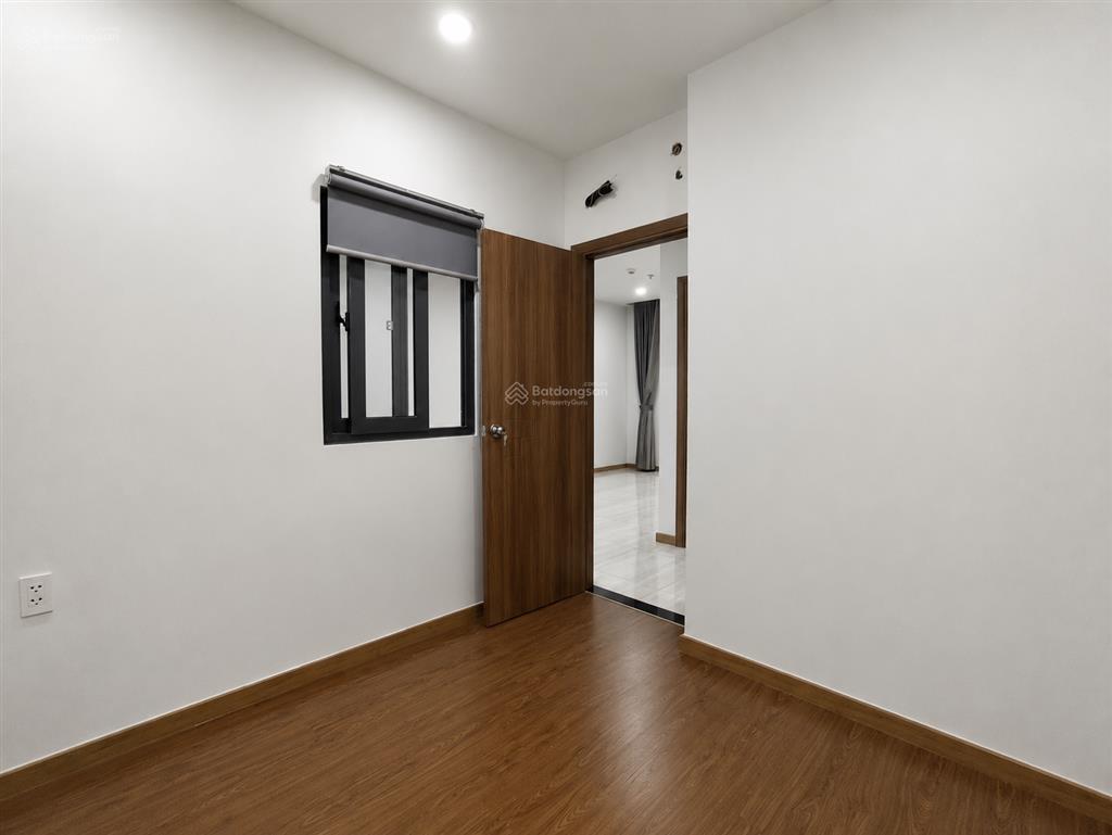 Cho thuê căn hộ mới bàn giao bcons avenue 2pn2wc mặt tiền xa lộ hà nội, chỉ 1,5tr/người