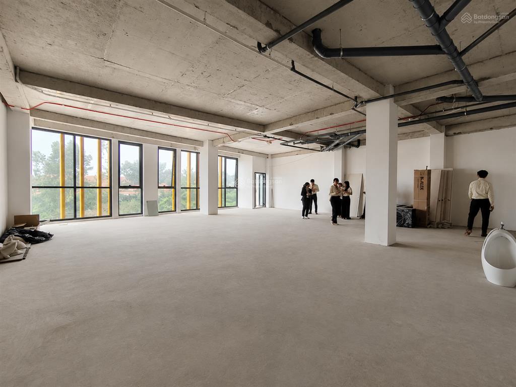 Cho thuê văn phòng 150m2 tại bcons tower vi chỉ 10 triệu/tháng