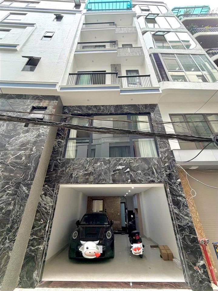 Bán nhà ngọc thuỵ dt50m2,7 tầng, thang máy, full nội thất , ô tô 7 chỗ vào nhà , gần phố, ở thích